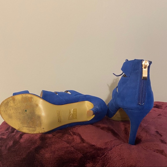 31/2 inch open toe heel - Picture 3 of 3